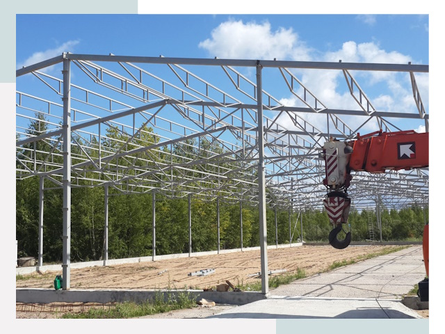 Строительство конюшен в Евпатория от 632 руб. под ключ