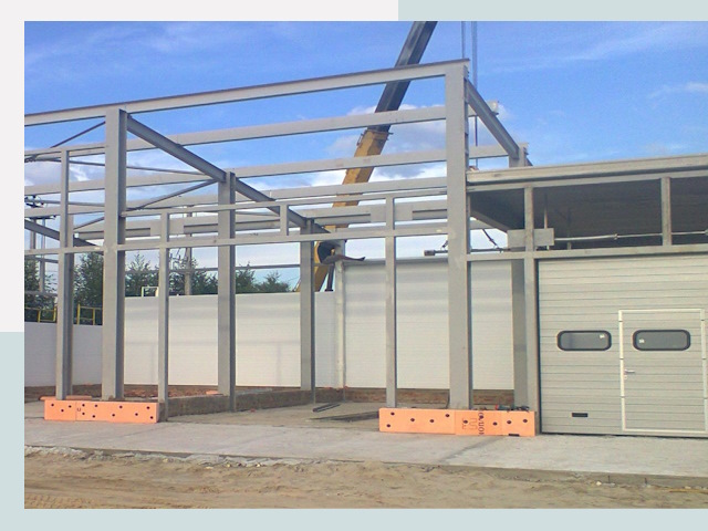 Строительство автосервисов от СтальСтрой-Евп по цене 632 руб.